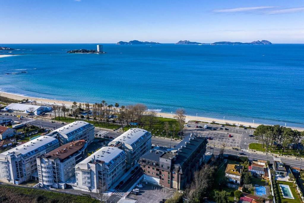 Apartamentos En Playa De Samil Primera Linea De Playa Pe Na Areia Vigo Exteriér fotografie